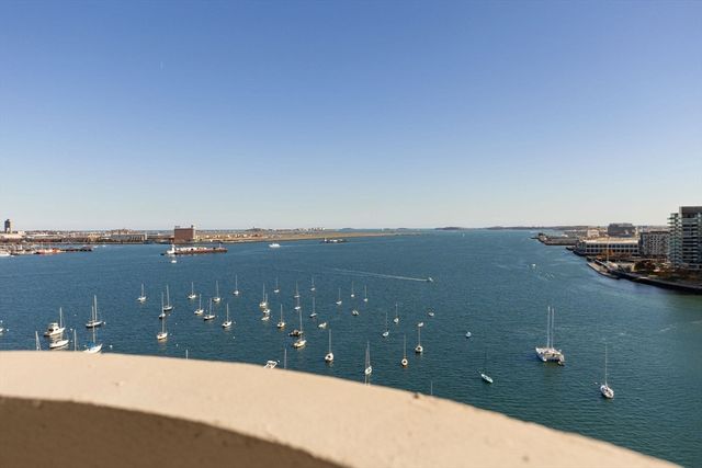 $918,000 | 85 East India Row, Unit 16C, Boston, MA 02110