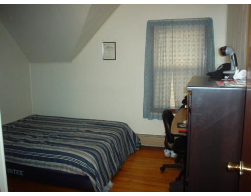 377 Anthony Street Fall River, MA 02721 - Photo 8 of 10