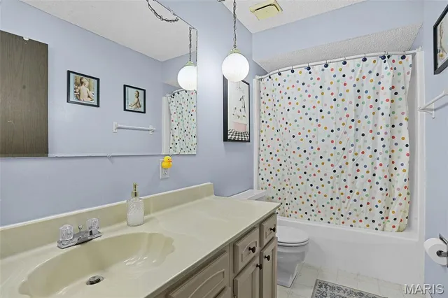 $315,000 | 51 Berkshire Drive, Washington, MO 63090