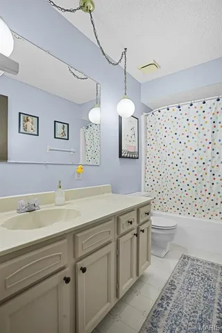 $315,000 | 51 Berkshire Drive, Washington, MO 63090