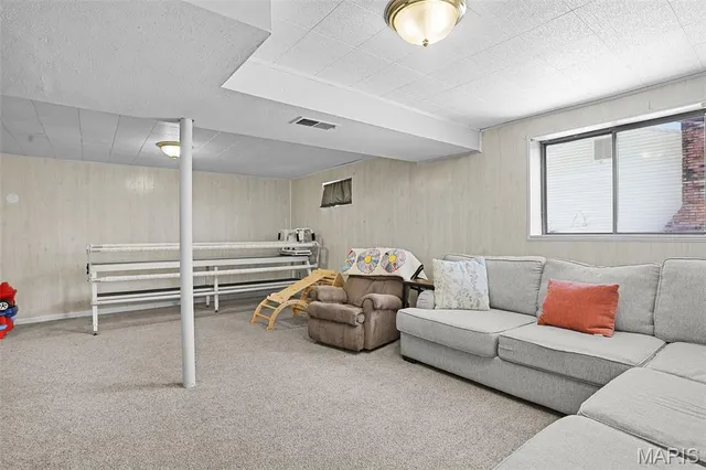 $315,000 | 51 Berkshire Drive, Washington, MO 63090