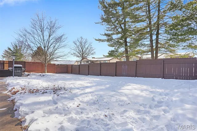 $315,000 | 51 Berkshire Drive, Washington, MO 63090