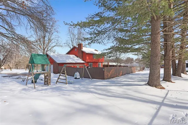 $315,000 | 51 Berkshire Drive, Washington, MO 63090