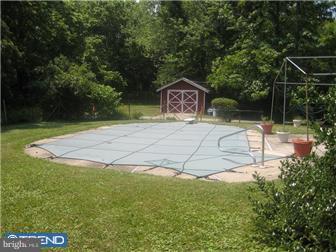 132 Kelly Driver Road Clementon, NJ 08021 - Photo 9 of 12 Exterior