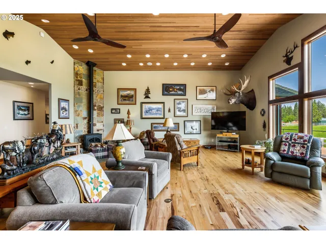 $1,950,000 | 60 Jennings Road, Trout Lake, WA 98650