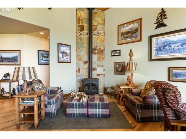 $1,950,000 | 60 Jennings Road, Trout Lake, WA 98650