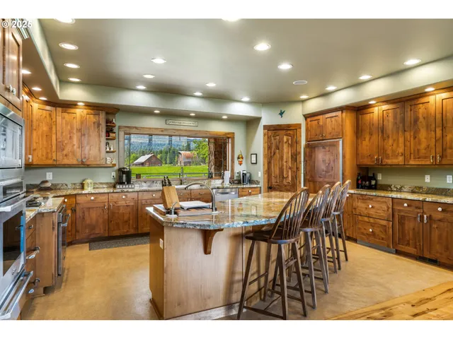 $1,950,000 | 60 Jennings Road, Trout Lake, WA 98650