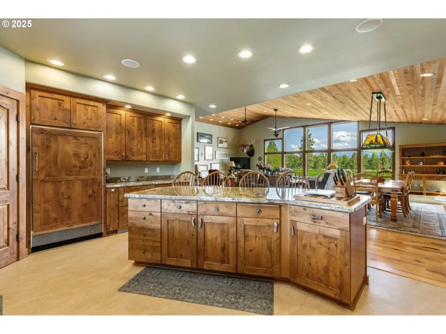 $1,950,000 | 60 Jennings Road, Trout Lake, WA 98650