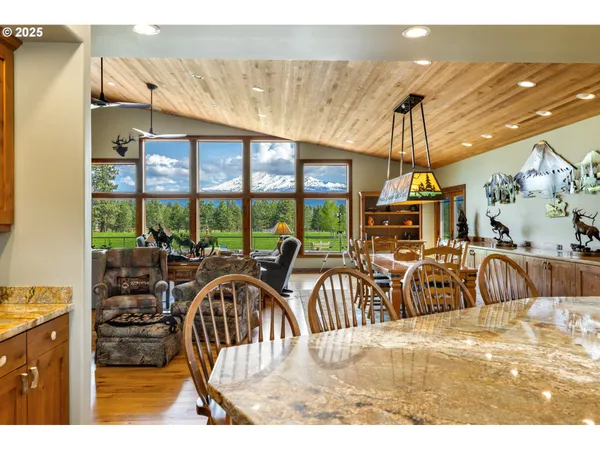 $1,950,000 | 60 Jennings Road, Trout Lake, WA 98650