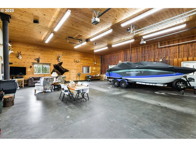 $1,950,000 | 60 Jennings Road, Trout Lake, WA 98650