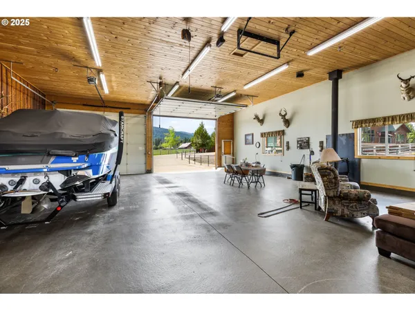 $1,950,000 | 60 Jennings Road, Trout Lake, WA 98650