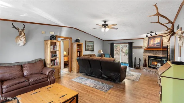 $349,900 | 916 Scenic River Road, Madisonville, TN 37354