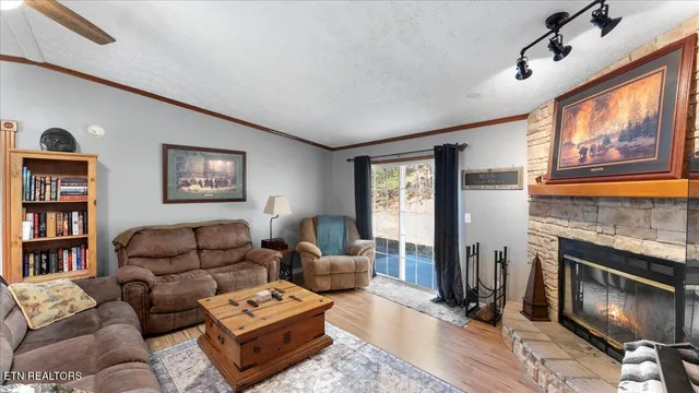 $349,900 | 916 Scenic River Road, Madisonville, TN 37354