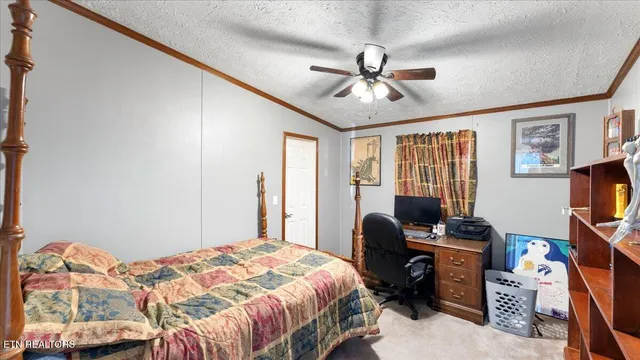 $349,900 | 916 Scenic River Road, Madisonville, TN 37354