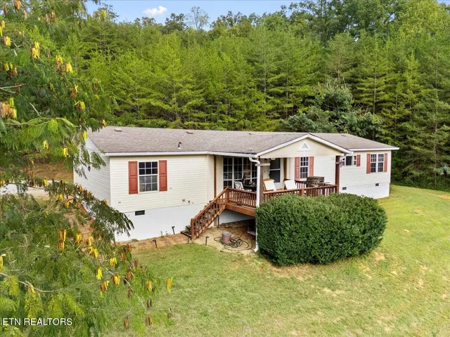 $349,900 | 916 Scenic River Road, Madisonville, TN 37354
