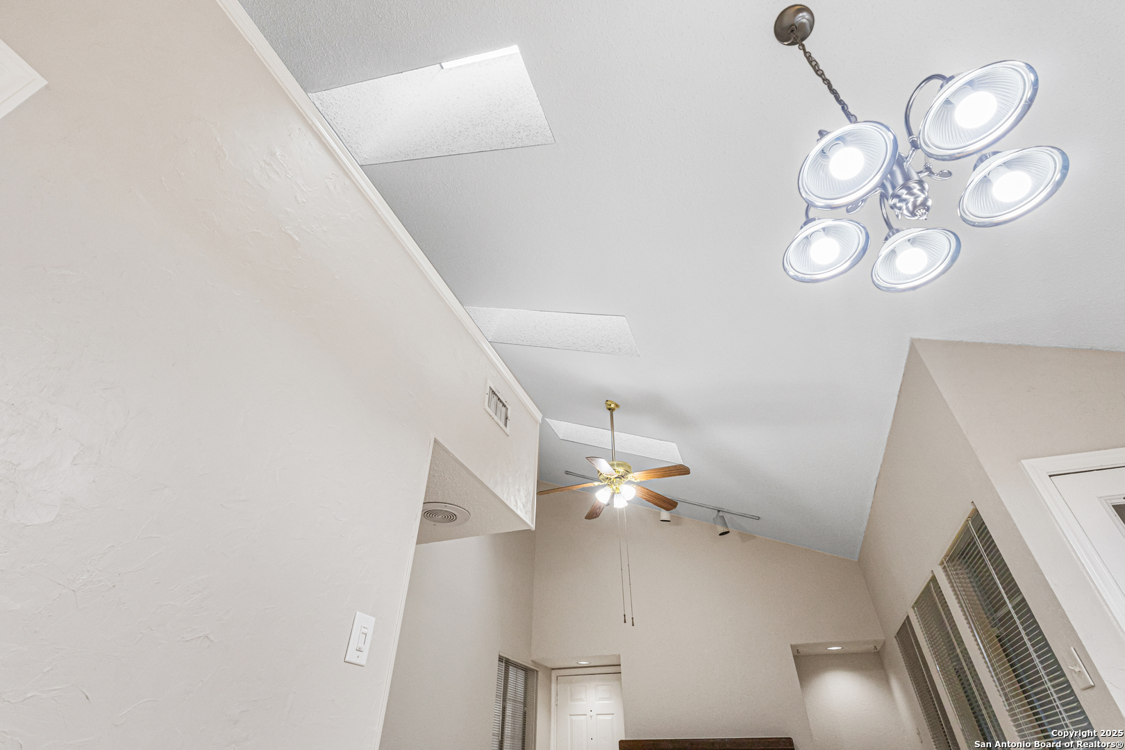 14745 Babcock Road, Unit 204 San Antonio, TX 78249 - Photo 9 of 22