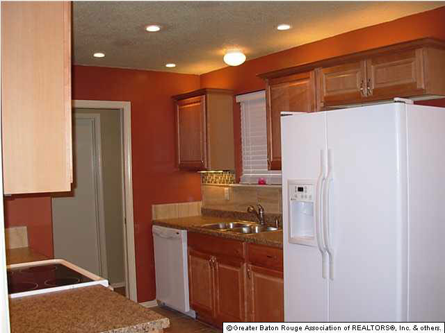 15427 Jester Avenue Baton Rouge, LA 70816 - Photo 3 of 13 Gallery Image 3