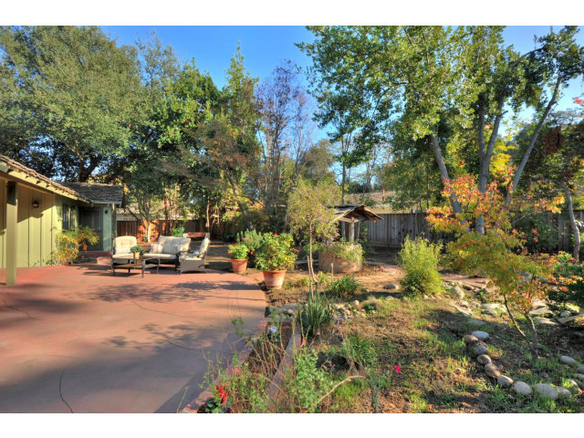 1040 Covington Road Los Altos, CA 94024 - Photo 17 of 19 a view of a street with houses