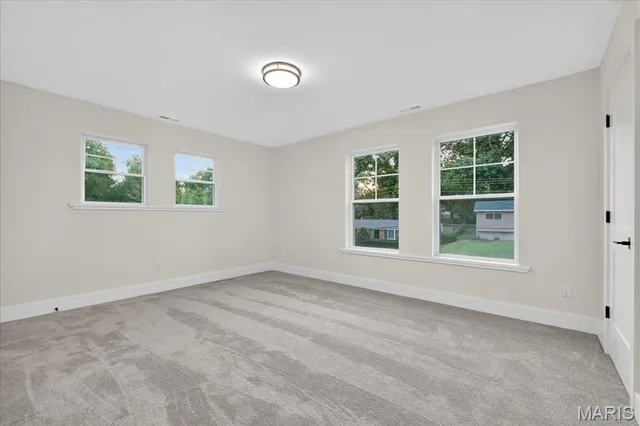 $865,000 | 814 Holland Avenue, Webster Groves, MO 63119