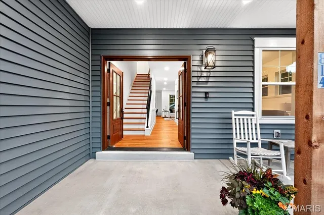 $865,000 | 814 Holland Avenue, Webster Groves, MO 63119