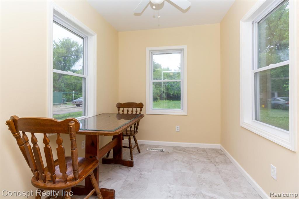 14225 Reeck Road Southgate, MI 48195 - Photo 16 of 39 Gallery Image 16