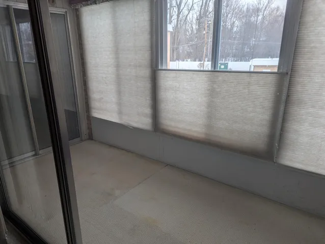 $139,900 | 32080 Grand River Avenue, Unit 81, Farmington, MI 48336