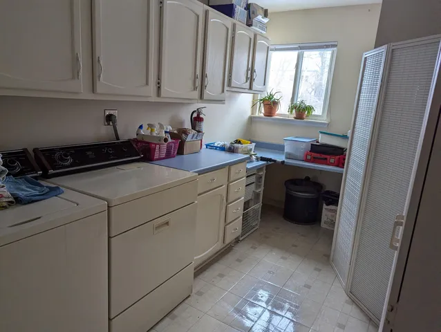 $139,900 | 32080 Grand River Avenue, Unit 81, Farmington, MI 48336