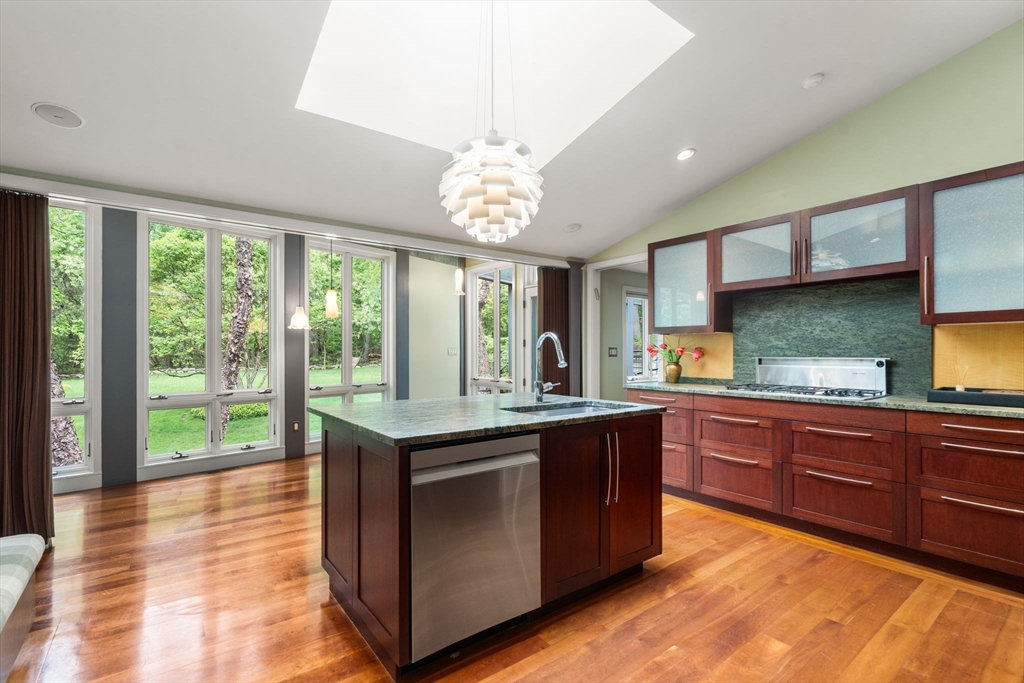 44 Maple Street Sherborn, MA 01770 - Photo 18 of 41