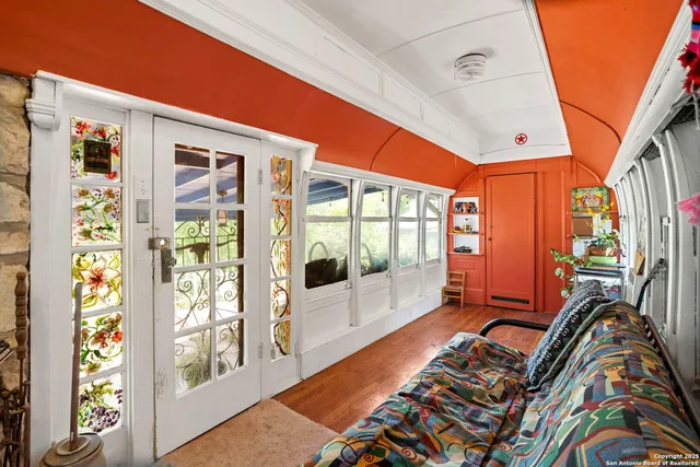 $1,725,000 | 2422 Hillcrest Drive, San Antonio, TX 78228