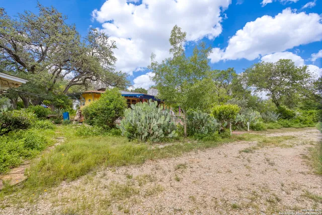 $1,725,000 | 2422 Hillcrest Drive, San Antonio, TX 78228