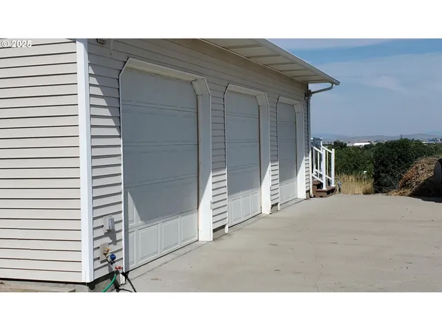 a black and white photo of a house