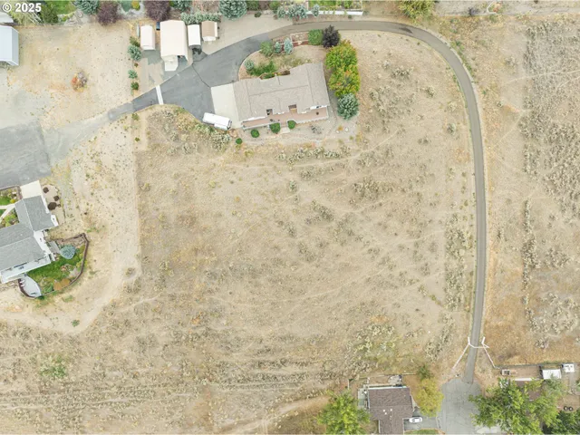 a view of bathroom with shower