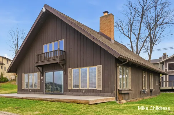 $635,000 | 6390 Lakeshore Drive, Lake Odessa, MI 48849
