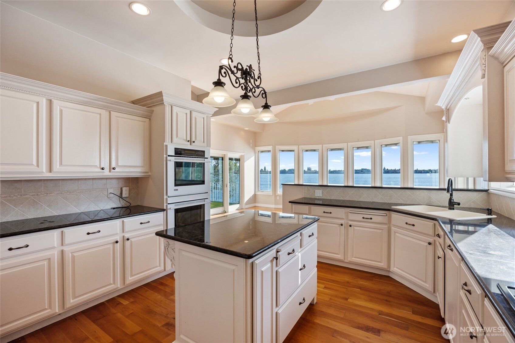 1782 Valley Road Northeast Moses Lake, WA 98837 - Photo 12 of 40