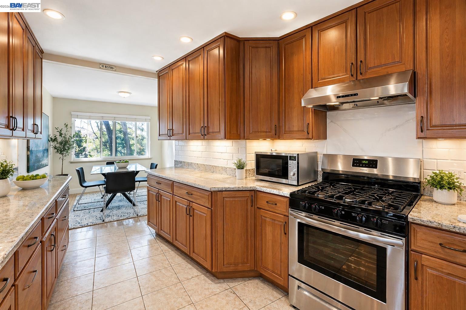 17676 Garland Court Castro Valley, CA 94546 - Photo 9 of 24