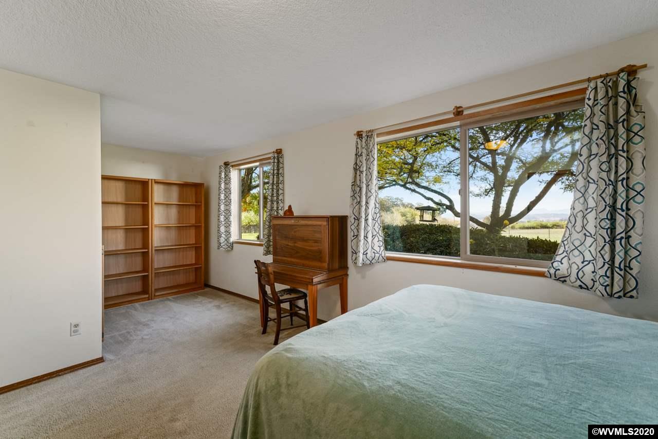 10395 Oak Hill Road Independence, OR 97351 - Photo 20 of 42 Gallery Image 20