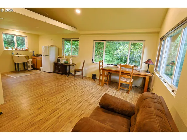 $749,000 | 88447 Lampa Lane, Coquille, OR 97423