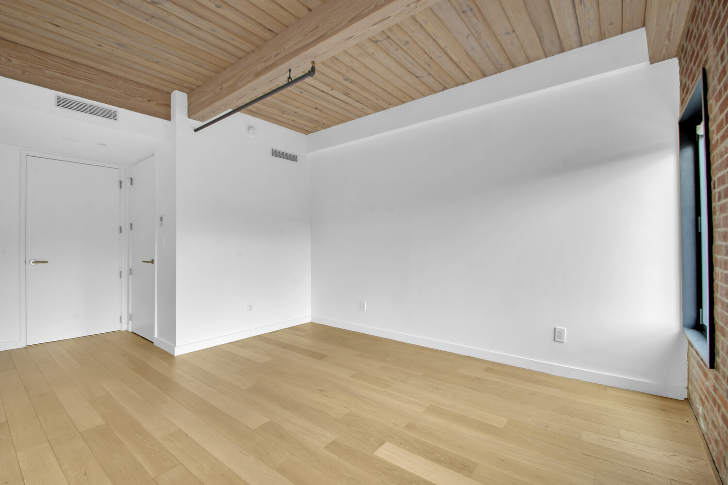 120 Java Street, Unit 4B Brooklyn, NY 11222 - Photo 14 of 48 a view of empty room