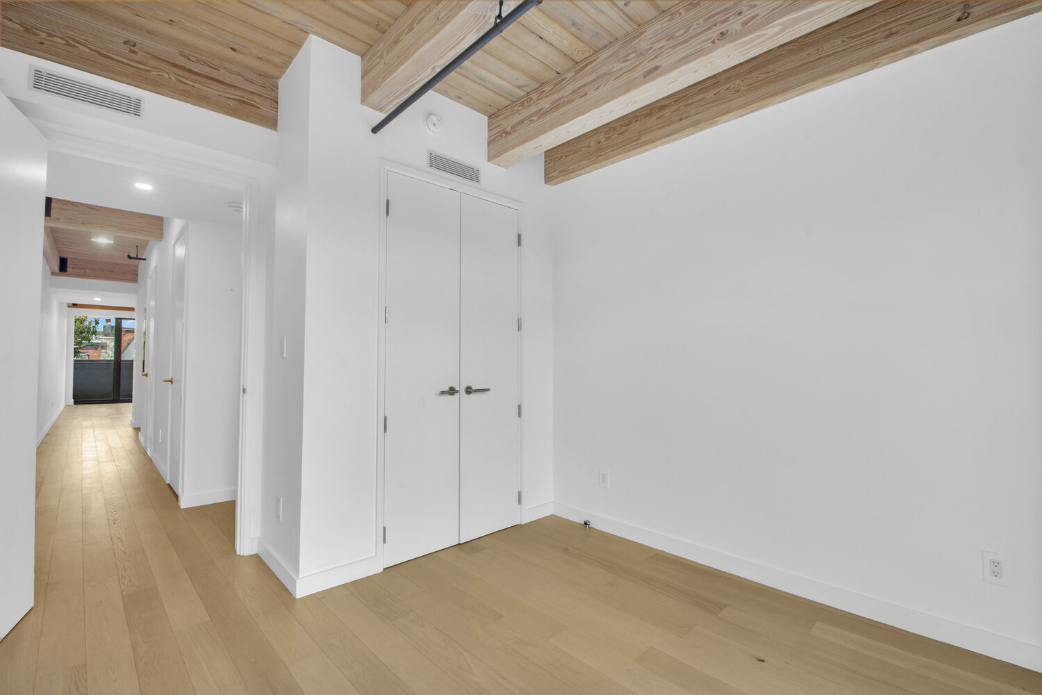 120 Java Street, Unit 4B Brooklyn, NY 11222 - Photo 18 of 48 a view of an empty room