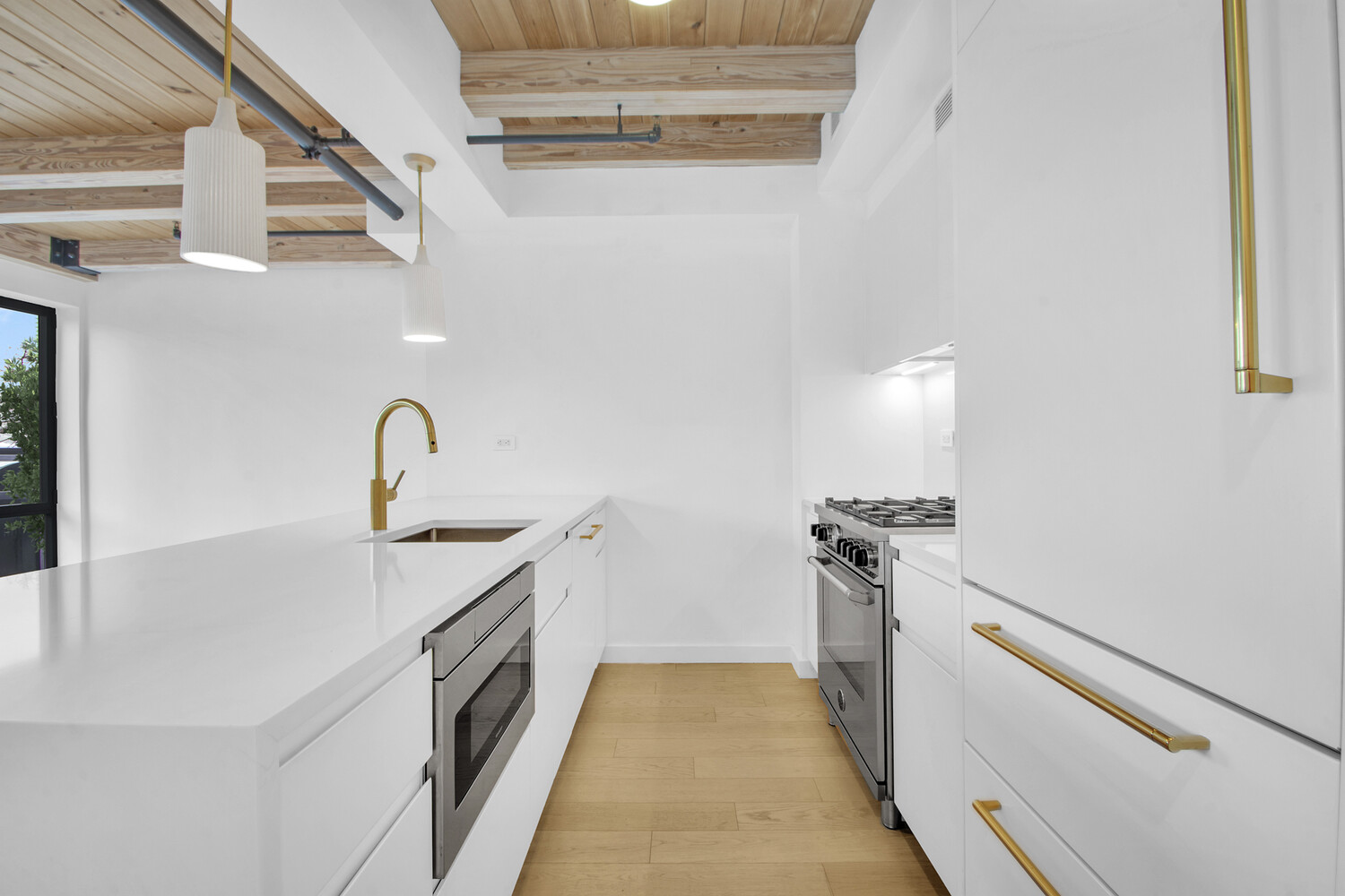 120 Java Street, Unit 4B Brooklyn, NY 11222 - Photo 3 of 48 a kitchen with a sink and stove