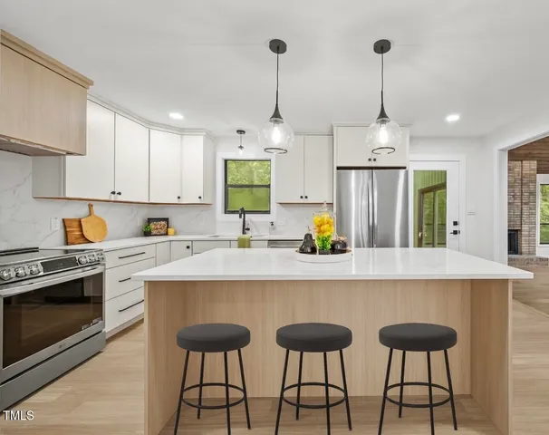 $1,199,000 | 7820 Harbor Drive, Raleigh, NC 27615