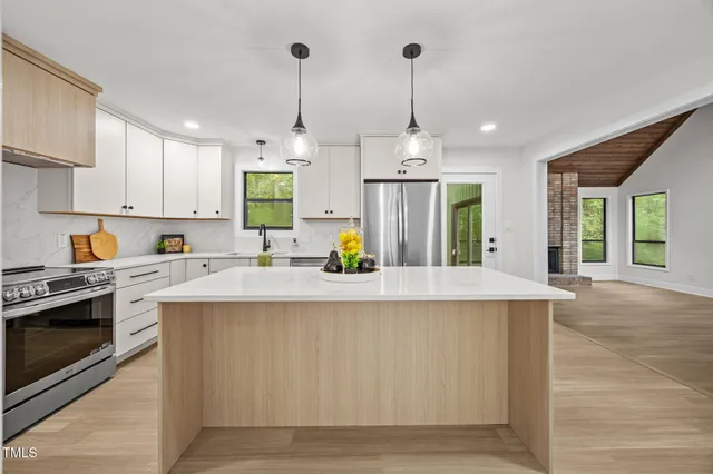 $1,199,000 | 7820 Harbor Drive, Raleigh, NC 27615