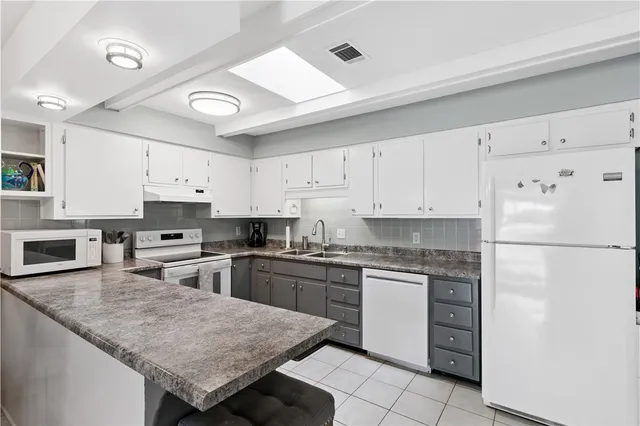 $665,000 | 3 Barnes Avenue, Unit A, Jekyll Island, GA 31527