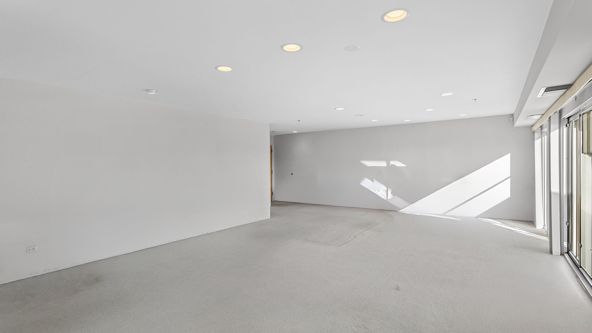 431 Kelburn Road, Unit 313 Deerfield, IL 60015 - Photo 4 of 19