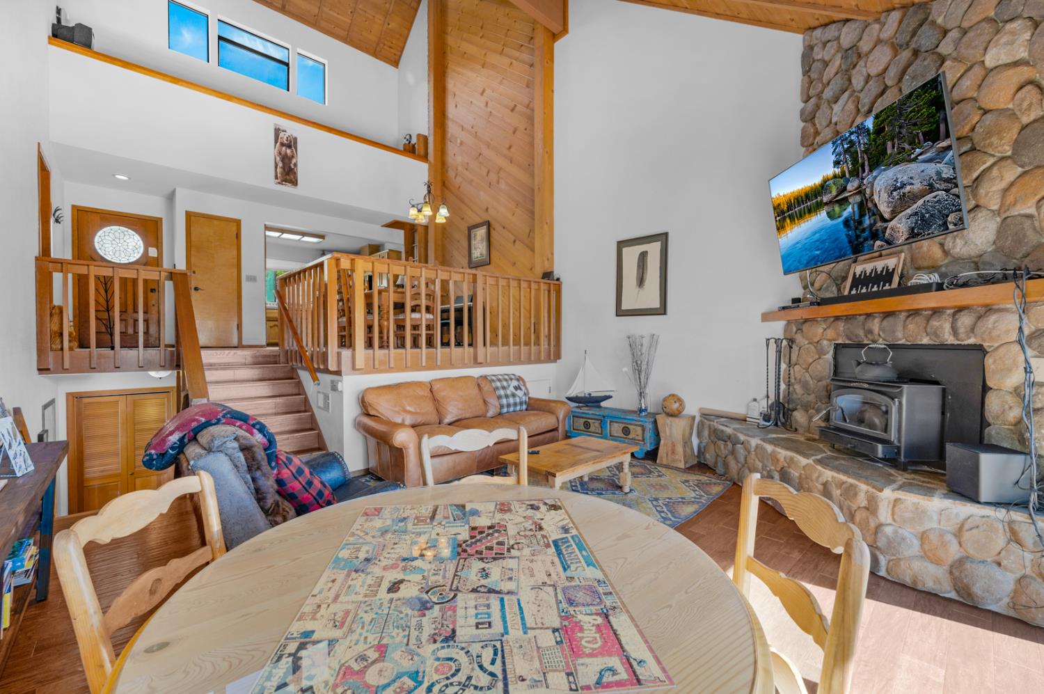 63215 Huntington Vista Road, Unit 80 Mono Hot Springs, CA 93642 - Photo 17 of 58 a view of a livingroom with a couch