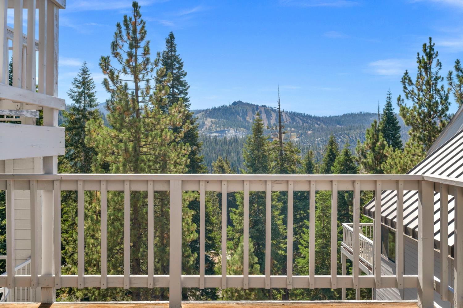 63215 Huntington Vista Road, Unit 80 Mono Hot Springs, CA 93642 - Photo 55 of 58 a view of a large building