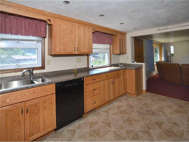 1060 North Whitmore Road North Huntingdon, PA 15642 - Photo 2 of 17 Kitchen.