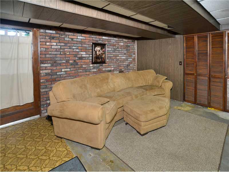 1060 North Whitmore Road North Huntingdon, PA 15642 - Photo 14 of 17 Basement/Game Room.