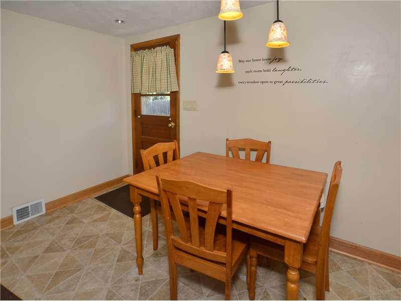 1060 North Whitmore Road North Huntingdon, PA 15642 - Photo 6 of 17 Dining Room.