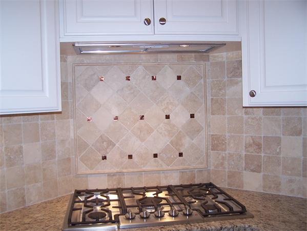56 Van Norden Road Reading, MA 01867 - Photo 8 of 19 Gallery Image 8